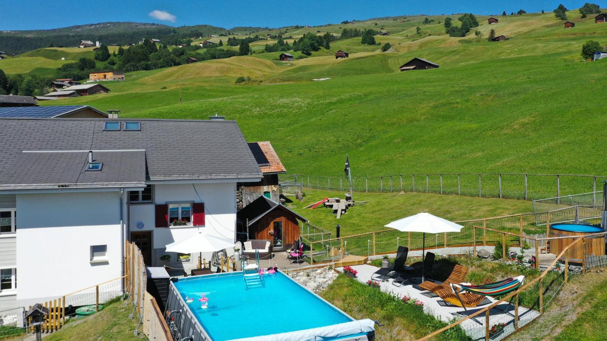 Gasthaus Alpina Tschappina Экстерьер фото